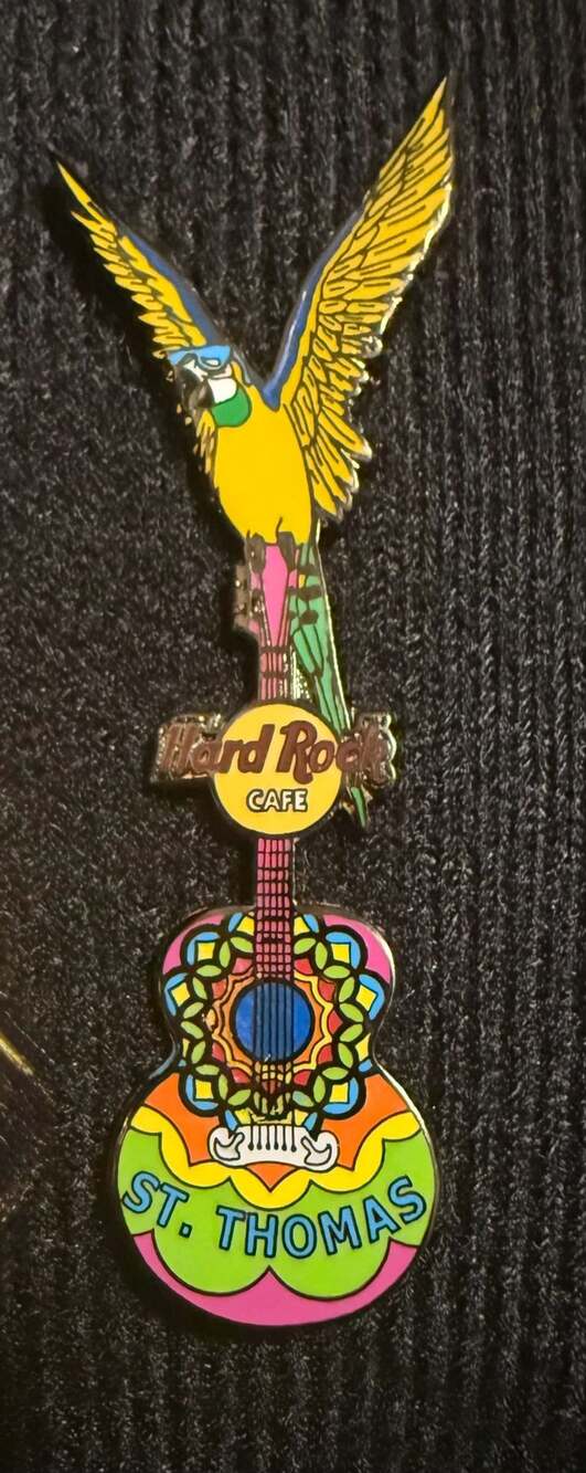 Hard Rock Cafe - St. Thomas Macaw Guitar Pin